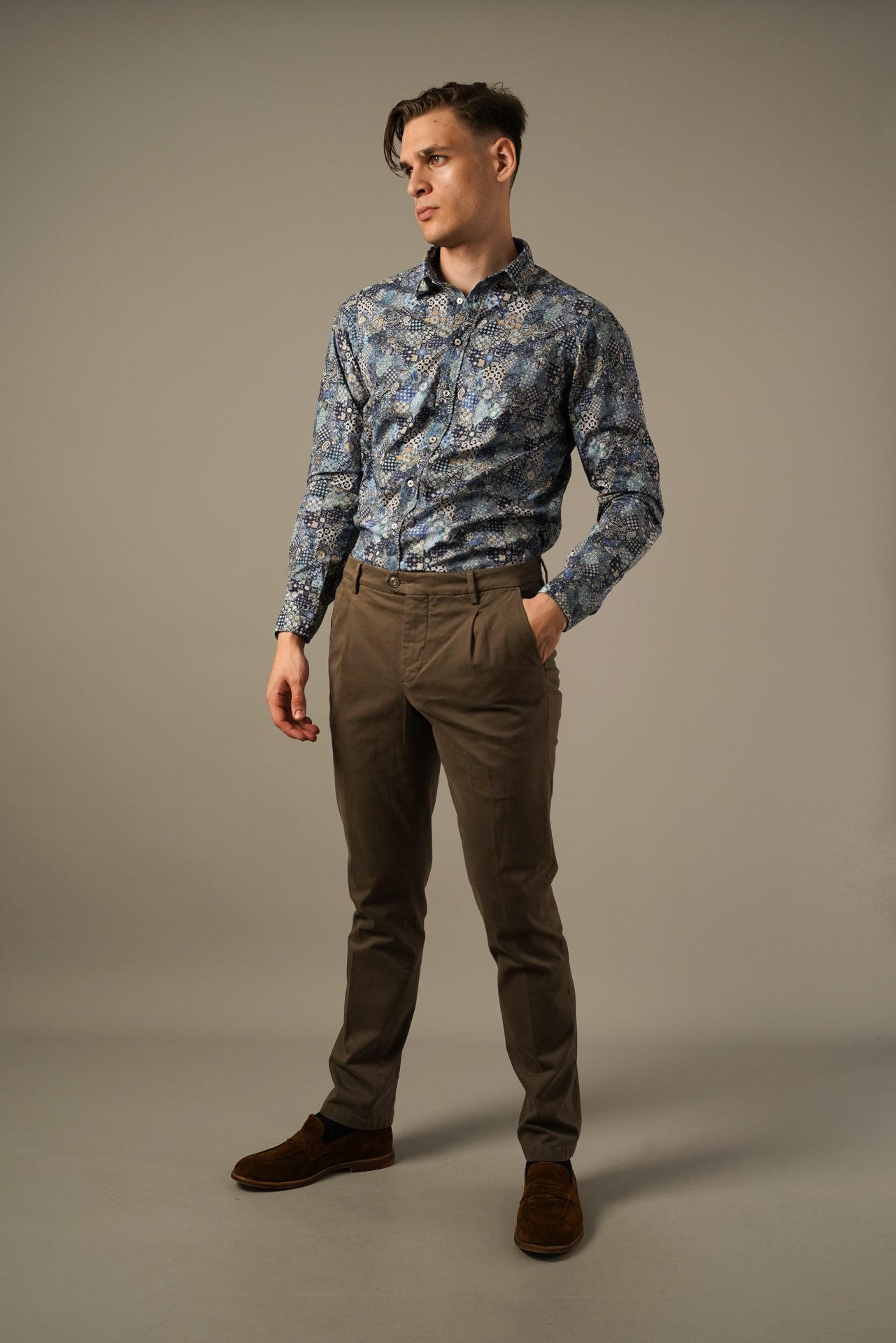 Teleria Zed – brune chinos i bomuld stretch