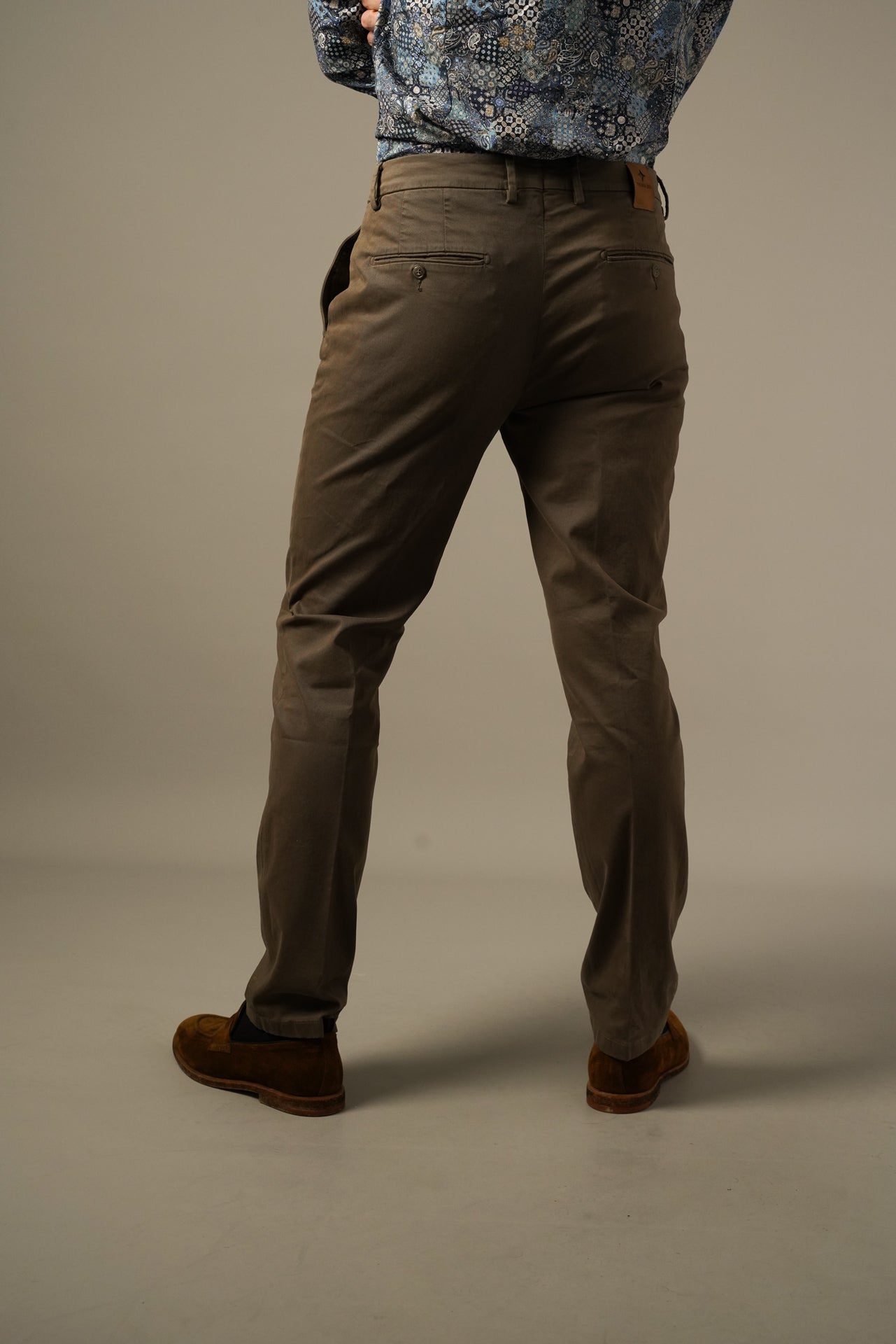 Teleria Zed – brune chinos i bomuld stretch