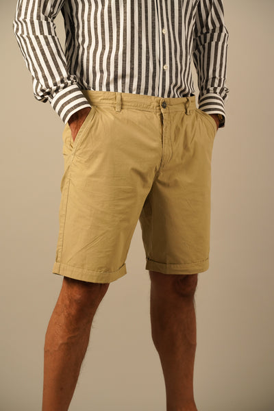 Aeronautica Militare beige shorts