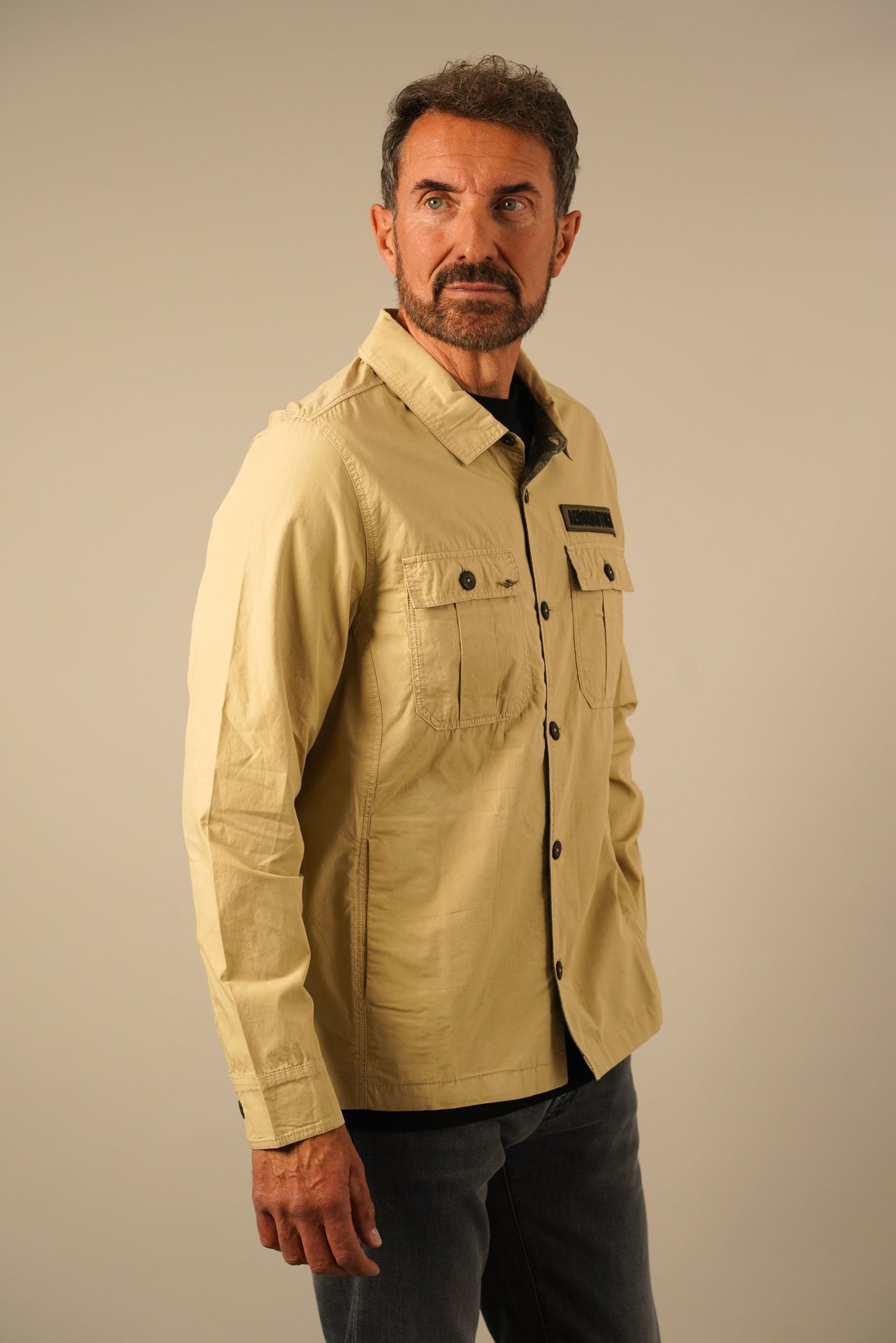 Beige Overshirt fra Aeronautica Militare