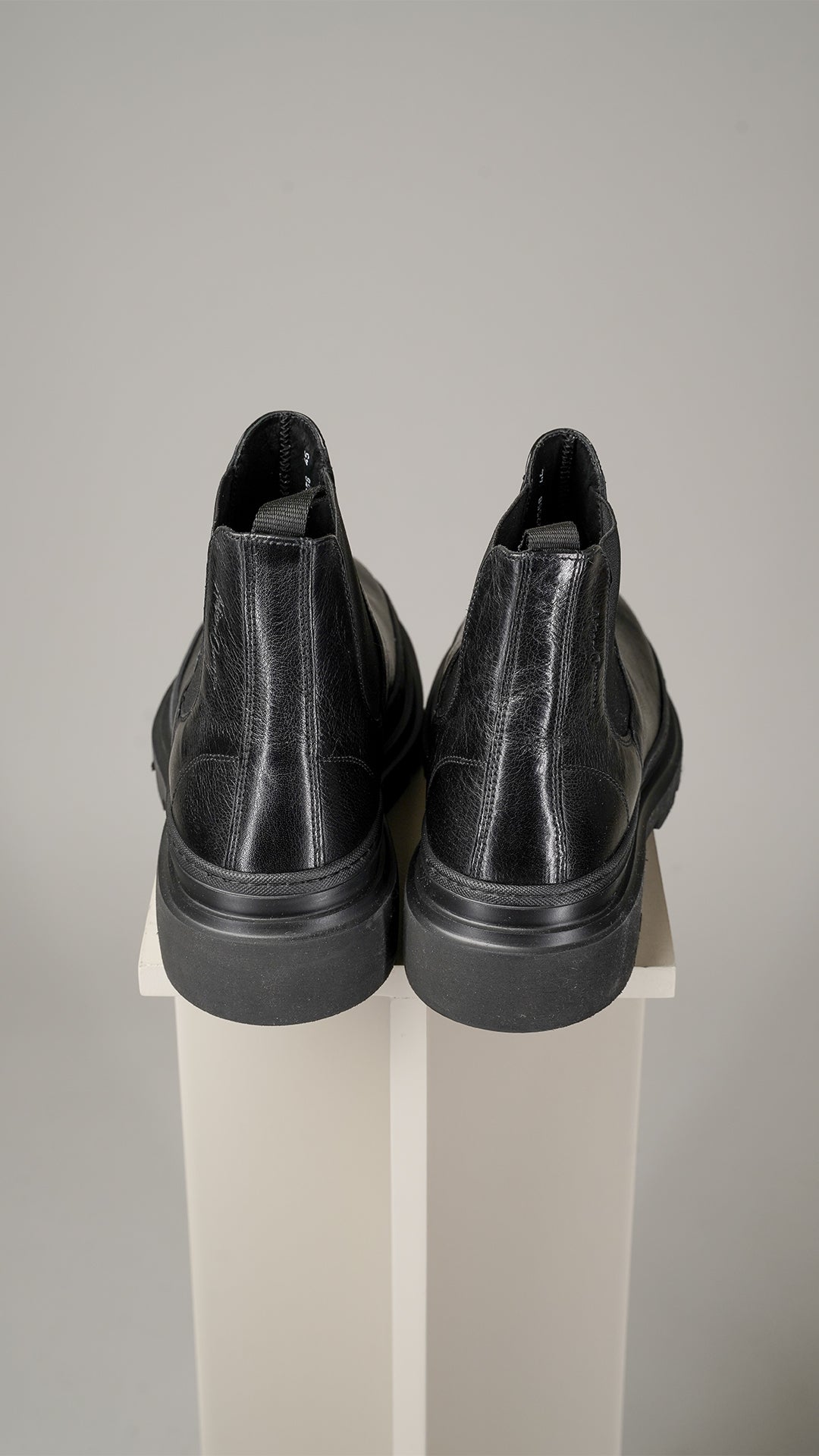 Antica Cuoieria sort chelsea støvle med høj gummisål