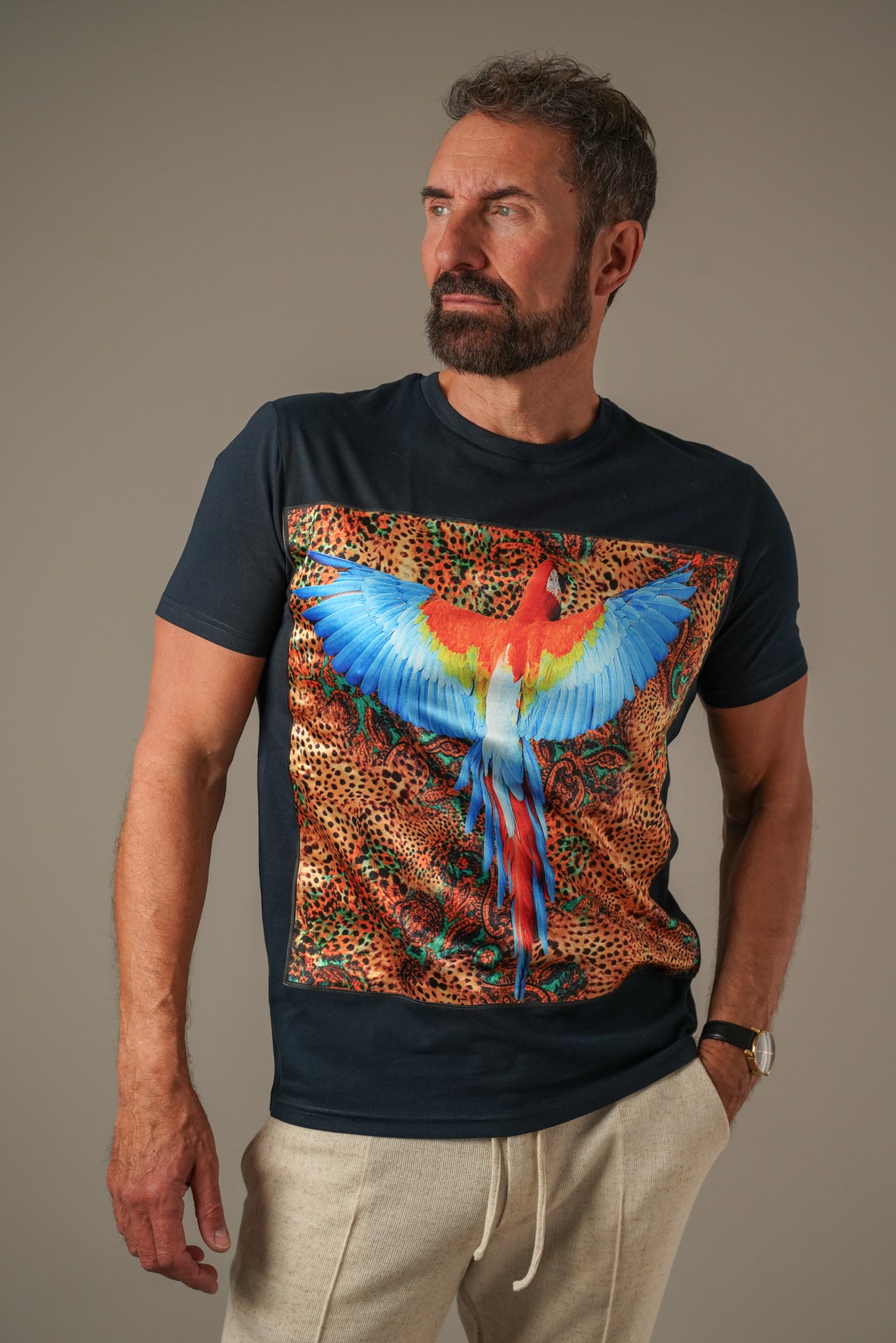 Bastille Anarchy Parrot Print T-Shirt – Sort