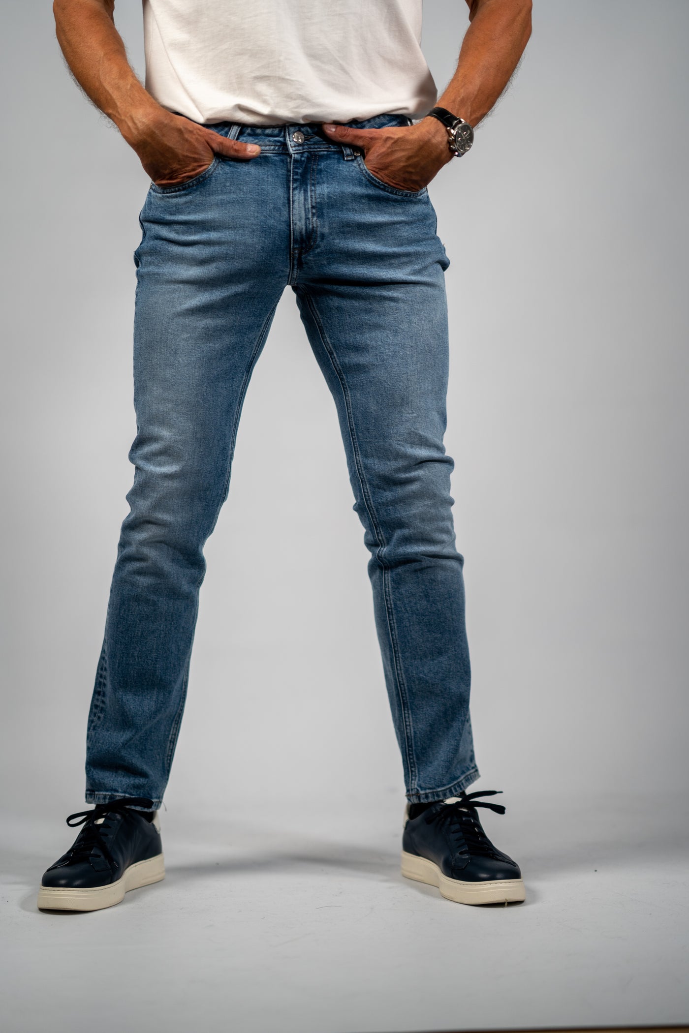 Karl Lagerfeld klassisk lys denim jeans