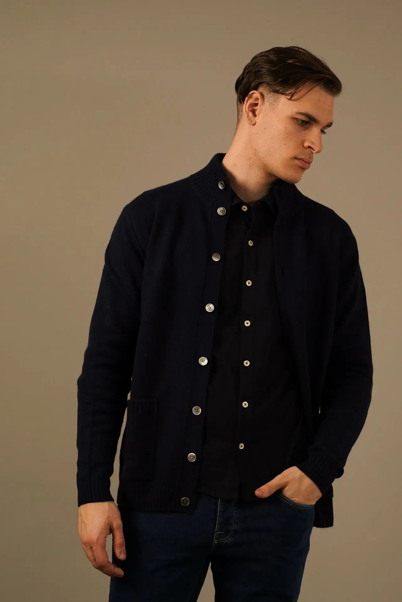 Golman Copenhagen Cardigan i Ekstrafin Merinould og Cashmere Golman Copenhagen