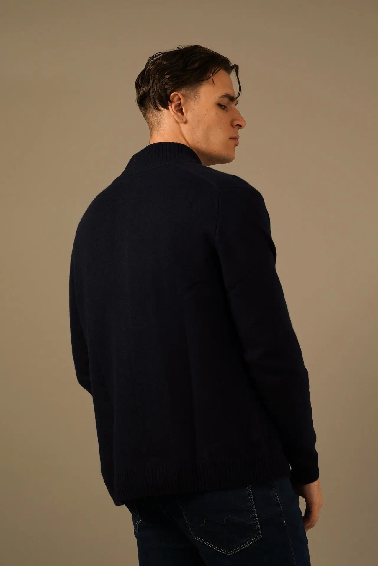 Golman Copenhagen Cardigan i Ekstrafin Merinould og Cashmere Golman Copenhagen