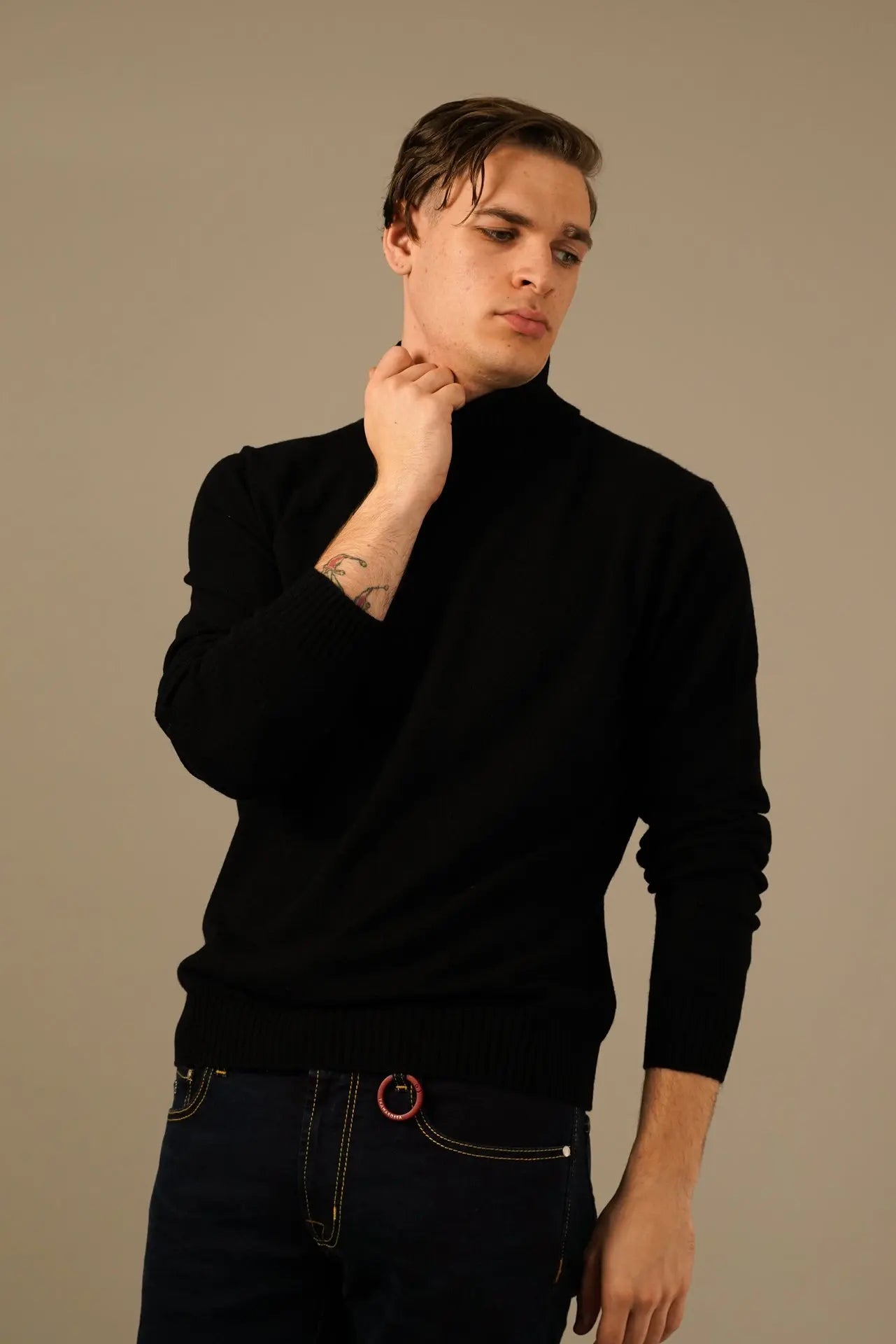 Golman Copenhagen Cashmere Rullekrave Strik – Sort Golman Copenhagen