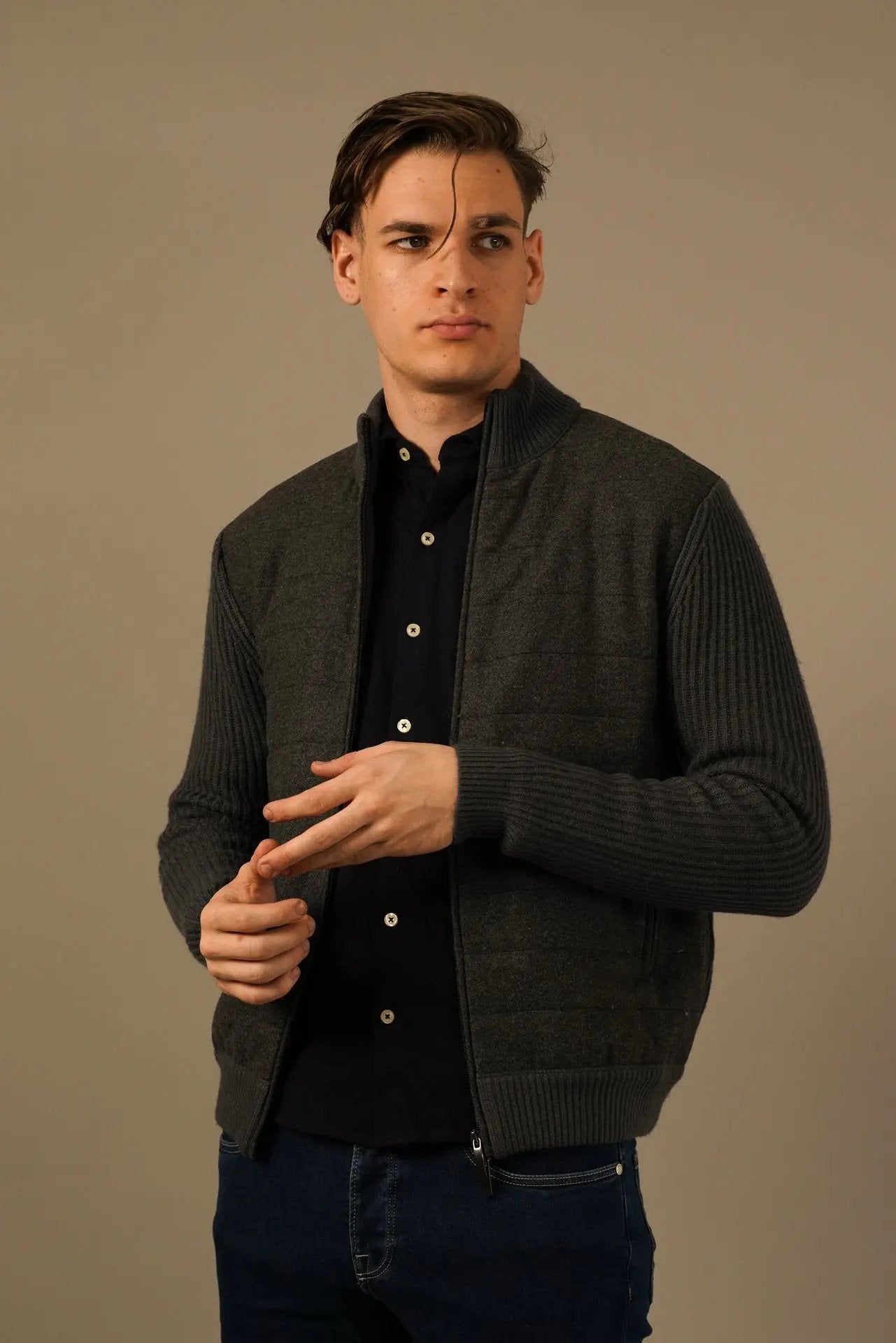 Golman Copenhagen strik cardigan i ekstrafin merinould, viskose og cashmere Golman Copenhagen