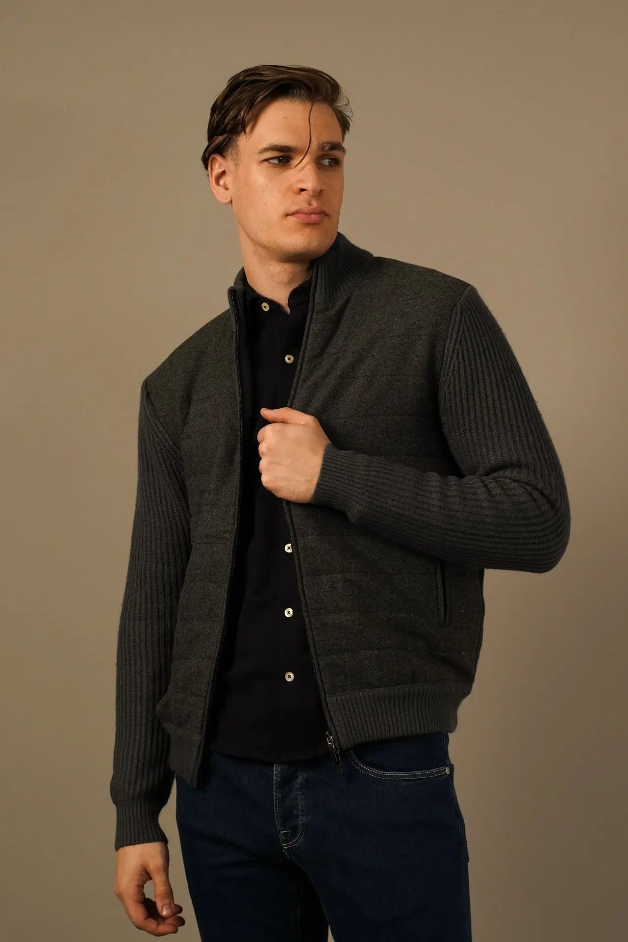 Golman Copenhagen strik cardigan i ekstrafin merinould, viskose og cashmere Golman Copenhagen