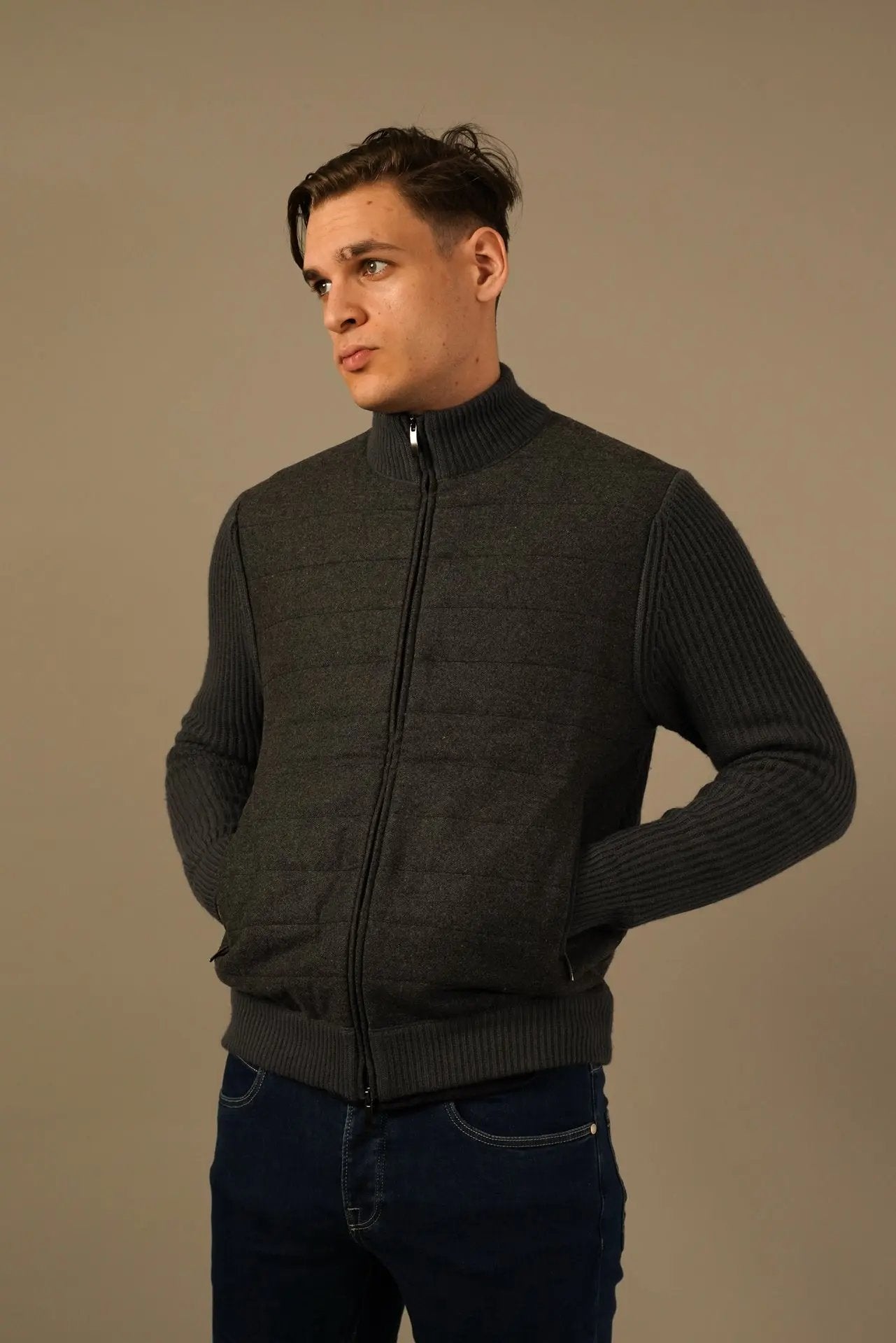 Golman Copenhagen strik cardigan i ekstrafin merinould, viskose og cashmere Golman Copenhagen