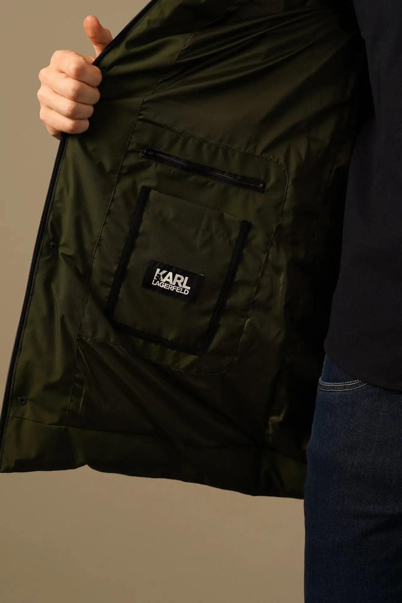 Karl Lagerfeld Vinterjakke i Armygrøn Karl Lagerfeld